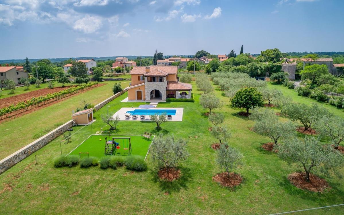 Villa Oliveta By Istrialux Filipana Eksteriør bilde