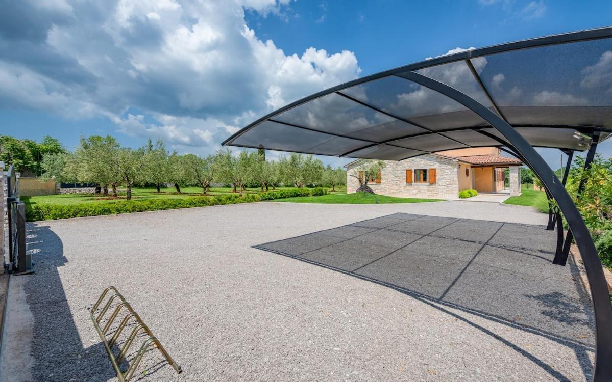Villa Oliveta By Istrialux Filipana Eksteriør bilde